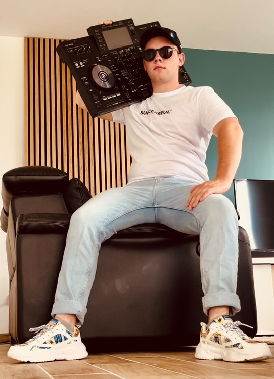 SET DJ PEPITO
