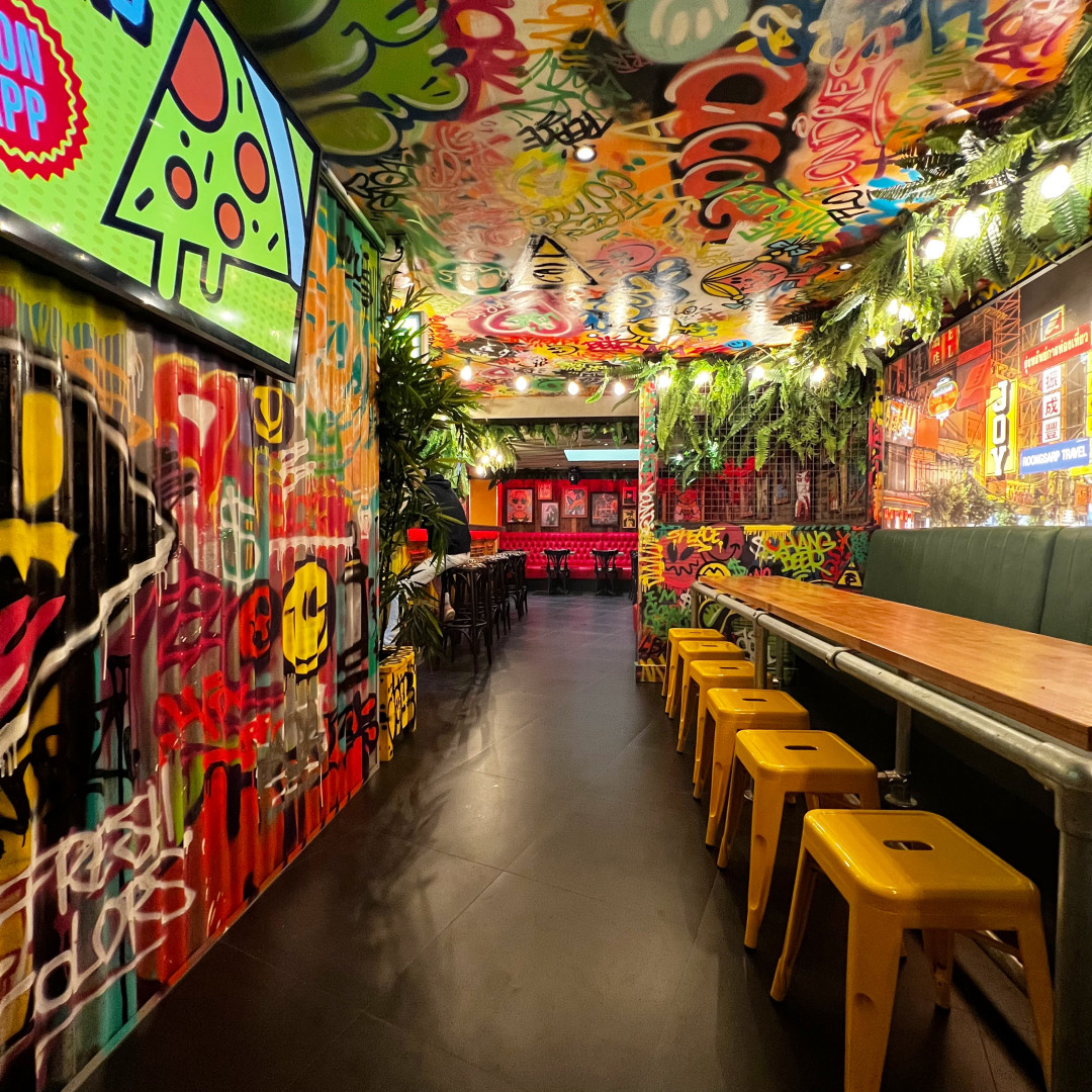 Ruin bar